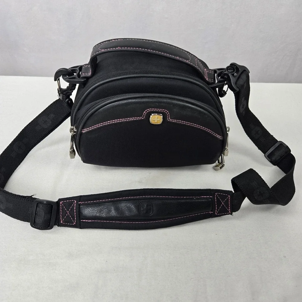 Wenger Swiss Army The Rhea Camera Bag Shoulder Travel Black Pink Padded Secure